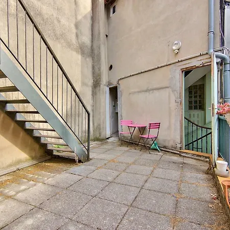 For 4 Center Appartement